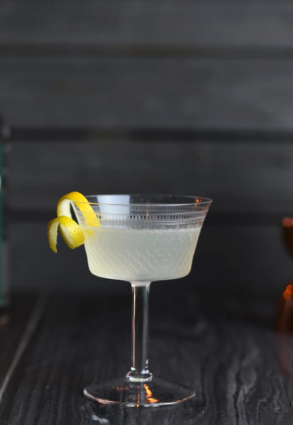 Sipsmith cocktail with lemon twist