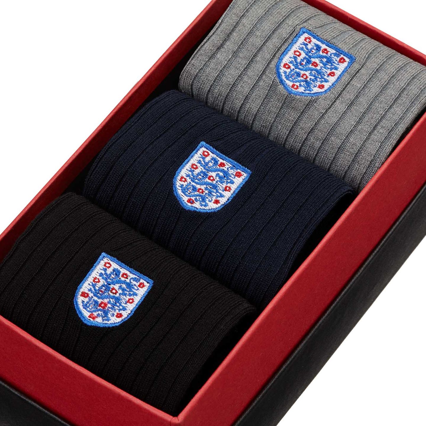 3 pairs of 3 lion England socks in black, navy and grey