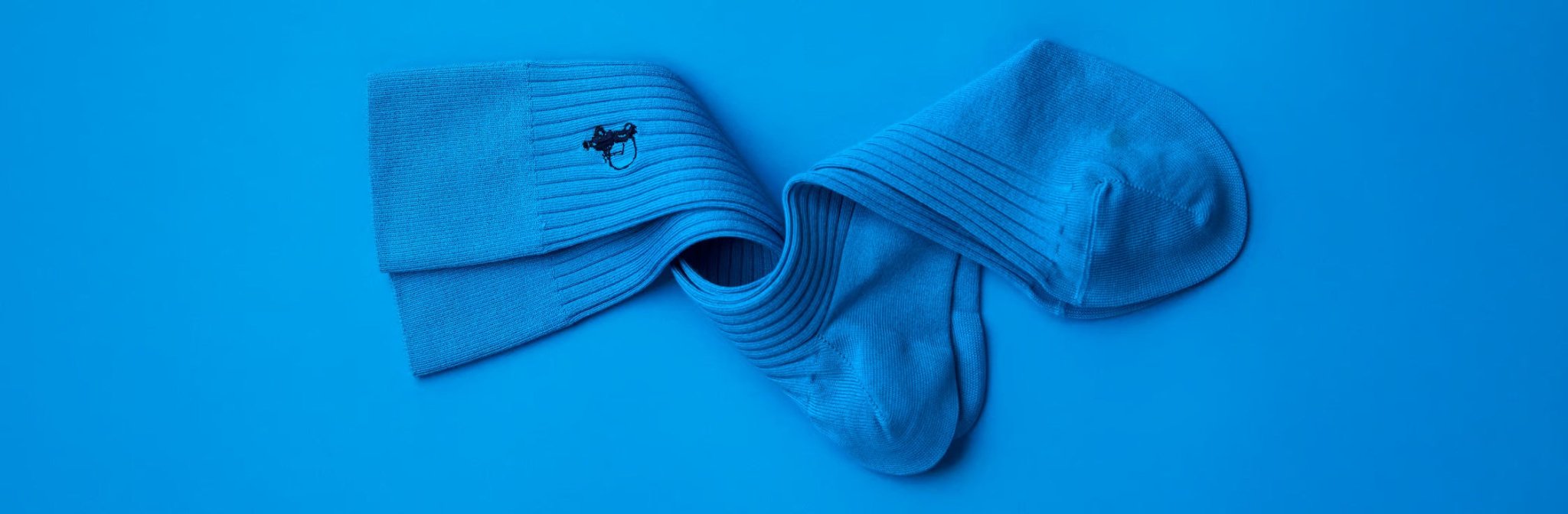 Men's Style Tips: How to wear turquoise socks - London Sock Company