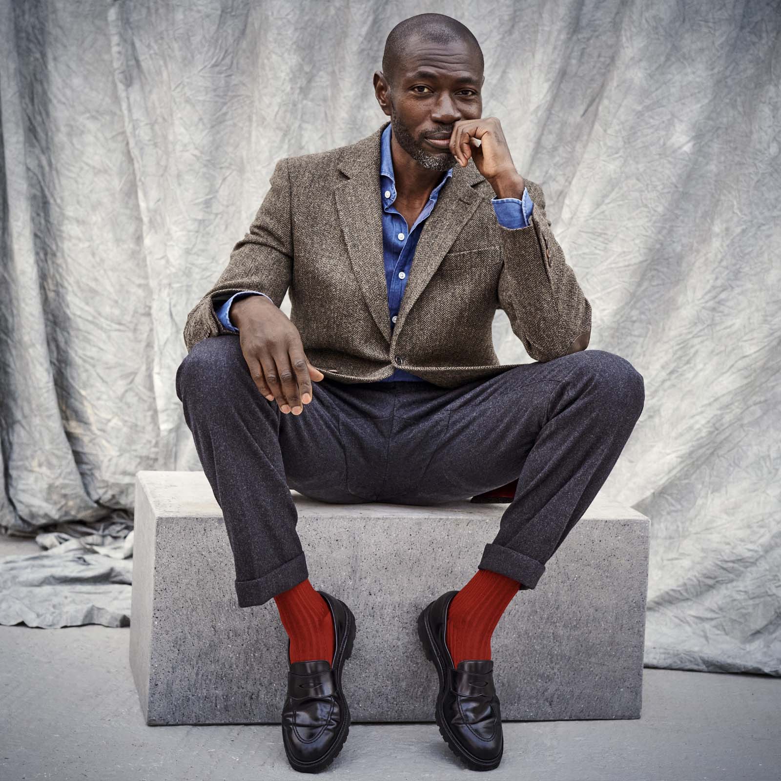 Red Simply Sartorial Socks - London Sock Company